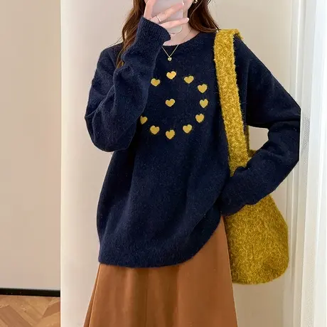 唐狮春秋简约风撞色图案设计圆领套头毛衣慵懒高级感针织衫宽松TA图片