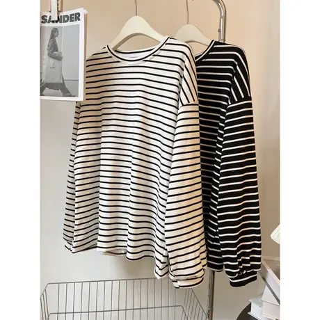 chic复古港味条纹长袖T恤女秋冬季2024新款加绒加厚宽松上衣服潮图片