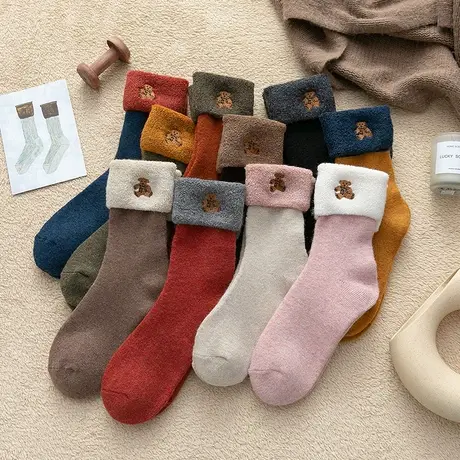 袜子女秋冬加绒加厚可爱小熊刺绣卡通中筒羊毛袜保暖毛圈冬天长袜图片