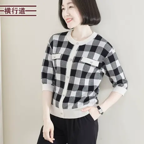 2023冬季新款复古简约圆领格子宽松珍珠扣中袖针织衫女装大码外穿图片