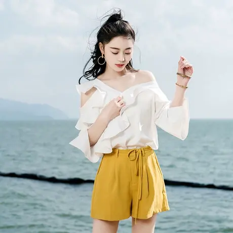 夏季新款女装腰带短款裤子休闲阔腿裤显瘦收腰短裤热裤海边度假图片