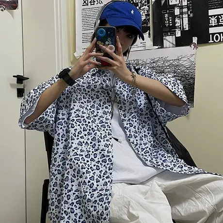 日系衬衫女夏季宽松韩版复古港味设计感小众法式别致短袖方领上衣图片