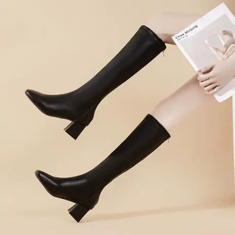 爆款白色长筒靴女靴子2023新款秋冬方头V口粗跟骑士长靴配裙子图片