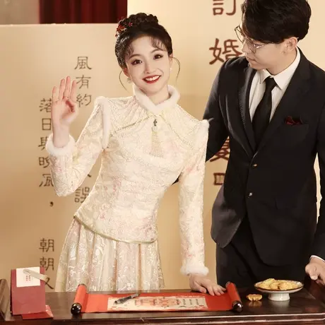 敬酒服2024新款新娘旗袍香槟色订婚礼服裙中式结婚长袖加厚冬季女商品大图