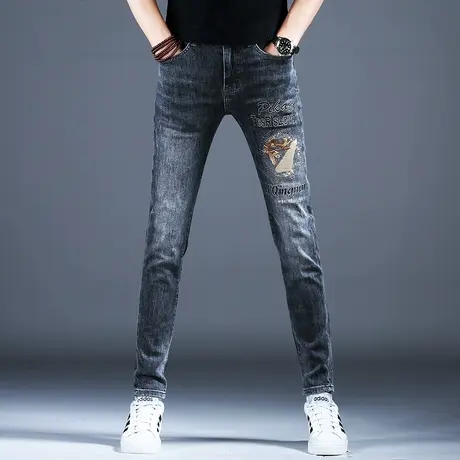 2024新款牛仔裤子男款时尚烟灰色烫钻刺绣小脚裤美式高街男士潮牌图片