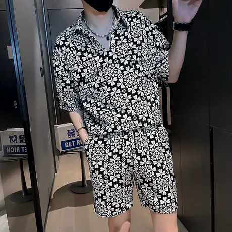 夏季男士两件套短袖短裤修身花色学生满印个性休闲青年ins套装图片