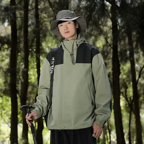 潮牌冲锋衣男士春秋款大码防风运动登山夹克美式户外休闲宽松外套商品大图