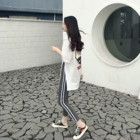 2023年新款小个子搭配显高休闲时尚洋气减龄网红炸街两件套装女夏图片