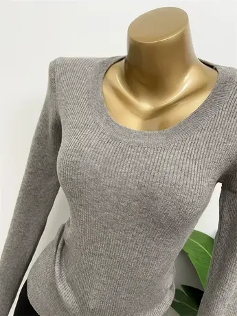 hao穿到哭！品质版型好 性感U领显身材针织衫韩国INS秋冬内搭打底图片