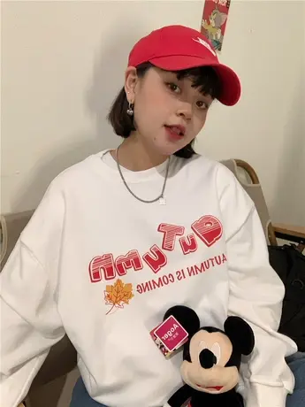 红续白色圆领卫衣女春秋2023新款ins简约字母百搭宽松慵懒风上衣图片