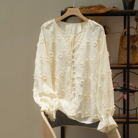 享永子V领全棉衬衫女文艺复古绣花设计感春秋T恤宽松休闲2023新款商品大图