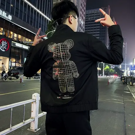 秋季男士潮流夹克修身时尚休闲网红潮牌立领潮流烫钻亮面小熊外套商品大图
