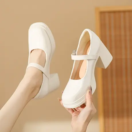 法式玛丽珍鞋复古小皮鞋女2024年新款方头粗跟浅口一字带水钻单鞋图片