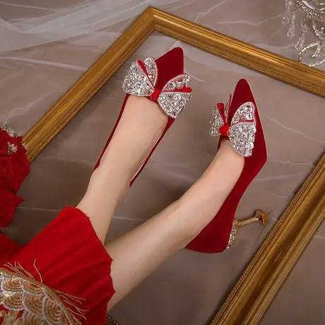 结婚鞋女红色新娘鞋中式秀禾服婚纱礼服高跟鞋水钻蝴蝶结单鞋婚鞋图片