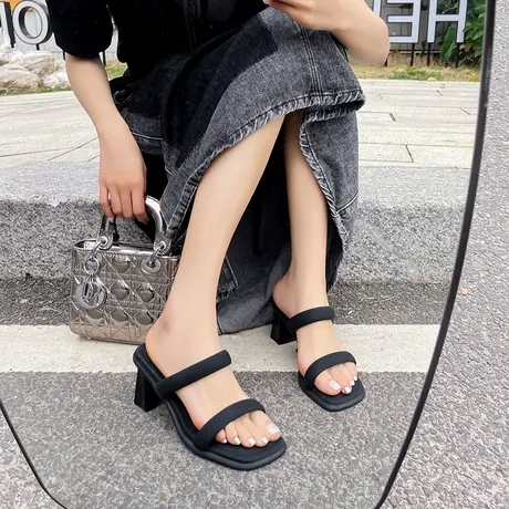 绝美粗跟凉拖女外穿2024夏季新款法式复古简约露趾一字带高跟凉鞋商品大图