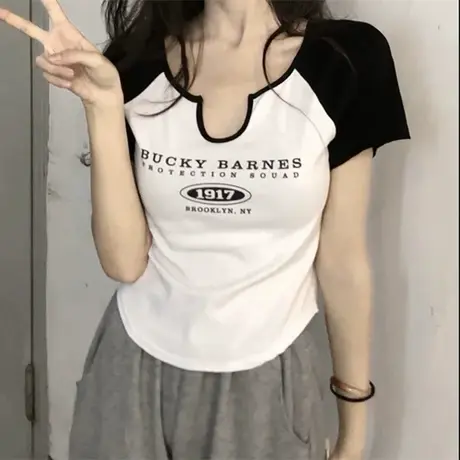 正肩插肩袖短袖T恤女夏2024新款设计感高腰显瘦撞色短款辣妹上衣图片
