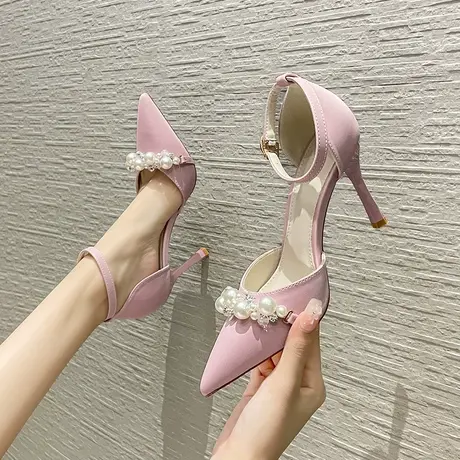 2024年春秋新款性感尖头珍珠一字扣细跟高跟鞋小众设计感名媛单鞋商品大图