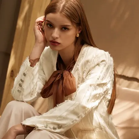 桔熊秋冬季通勤小众设计条纹毛边中长款宽松西装外套女大码EA3547图片