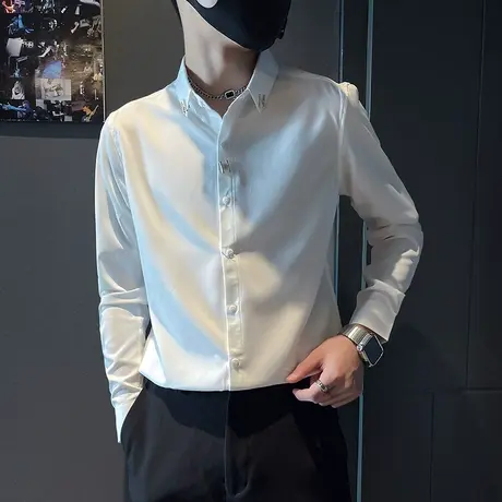 秋季字母装饰简约潮牌网红时尚休闲发型师韩版修身纯色男衬衣衬衫图片