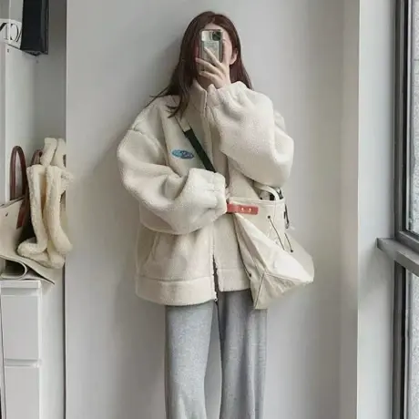 秋冬季女士棉服大衣棒球服2024新款高级感仿羊羔毛呢子外套ins潮图片