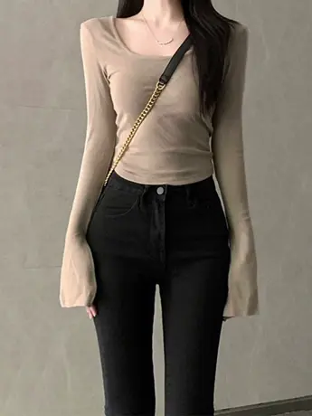 白色纯欲u领内搭打底衫春秋装冬季辣妹短款小众设计感长袖t恤上衣商品大图