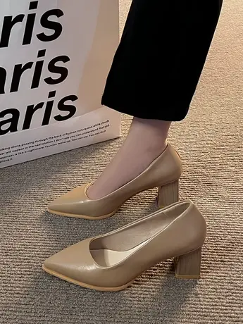 法式裸色高跟鞋女2023新款气质不累脚皮面职业中跟粗跟尖头单鞋子图片