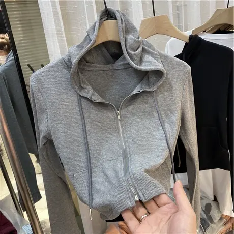 连帽长袖t恤女春秋2024新款修身韩版高腰短款开衫设计感小众上衣图片