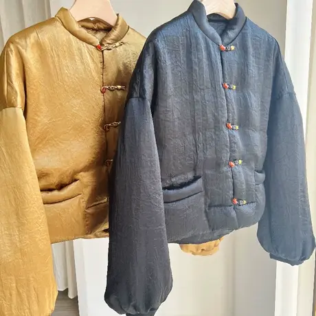 素飞新中式设计款个性国风羽绒服短款醋酸丝滑柔软外套图片