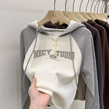 ins超火撞色拼接长袖T恤女初秋宽松显瘦洋气减龄插肩袖连帽上衣服商品大图