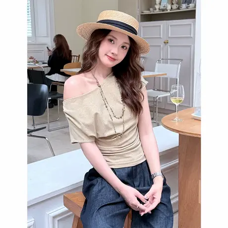 尔给T恤夏季新款三穿薄款洋气褶皱T恤女显瘦露肩百搭上衣图片