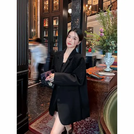 爵莱菲大码黑色小众设计感烫钻西装外套女秋季新款高级轻奢西服图片