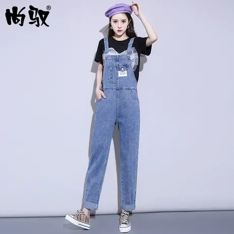 尚驭牛仔背带裤女2024年秋季新款网红洋气宽松显瘦减龄大码孕妇装图片