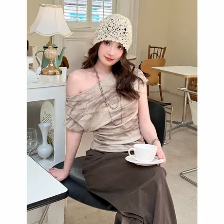 尔给T恤夏季新款三穿薄款洋气褶皱T恤女显瘦露肩百搭上衣图片