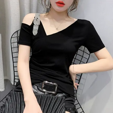2023新款气质女装性感露肩V领T恤女短袖夏设计感不规则洋气上衣潮图片