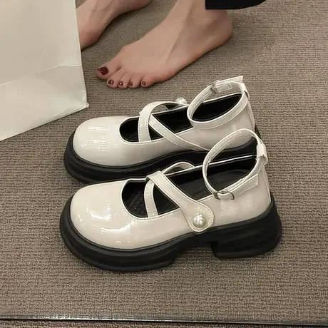 黑色珍珠法式复古粗跟玛丽珍单鞋女春2024新款百搭日系圆头小皮鞋图片