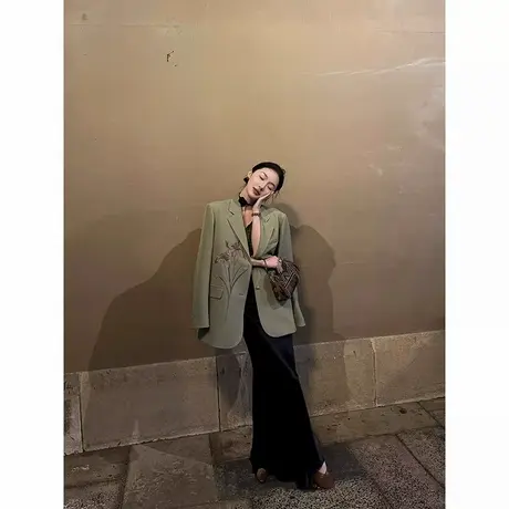 爵莱菲大码胖mm重工刺绣西装外套女春秋高级感气质休闲西服商品大图
