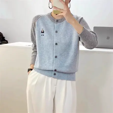 今年流行的漂亮毛衣女秋冬2023新款外穿洋气针织开衫女上衣外套图片