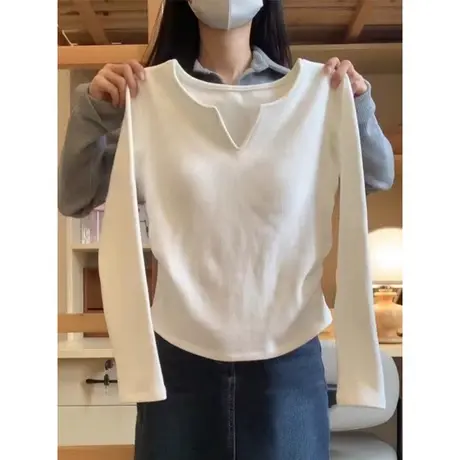 洋气减龄V领长袖T恤女秋冬修身显瘦内搭德绒打底衫短款小个子上衣商品大图