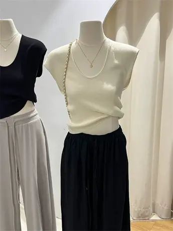 冰丝针织衫女夏小飞袖气质小衫 高级感大u领修身短款薄款坎肩上衣商品大图