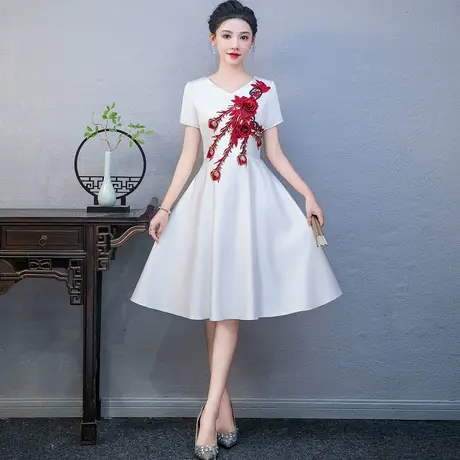 高中大学生大合唱演出服模特礼仪小姐颁奖礼服迎宾接待中式旗袍裙图片