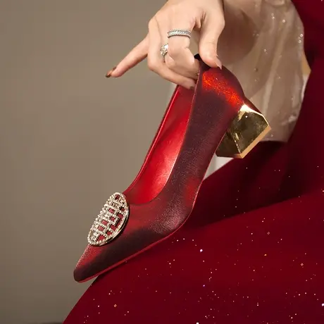 设计感结婚鞋平底秀禾服婚纱两穿2023年新款红色新娘鞋孕妇不累脚商品大图