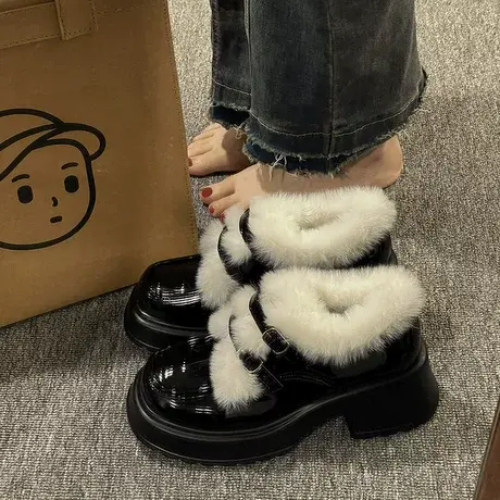 【真皮】漆皮小皮鞋女冬季新款加绒厚底毛毛鞋皮带扣兔毛绒乐福鞋图片
