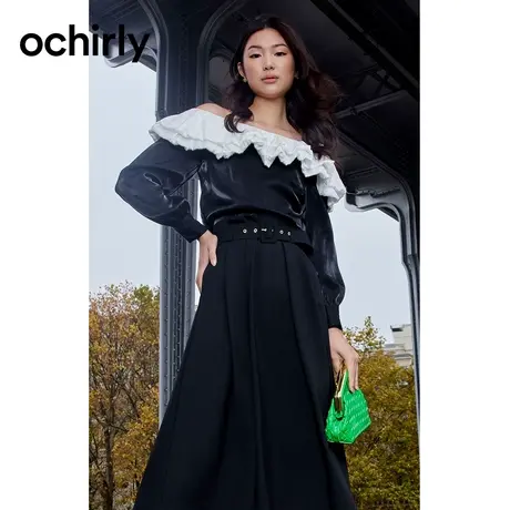 【品牌甄选】欧时力 荷叶边一字领衬衫2023新款秋装亮丝露肩上衣-图片