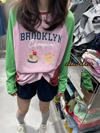 圆领字母图案拼色袖宽松长袖T恤女秋装新款百搭打底衫洋气上衣服商品大图