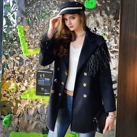 粉红大布娃娃鸵鸟毛呢大衣西装领羊毛外套中长款设计感双排扣加厚图片