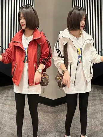 网红三道杠棒球服外套女短款2023春季新款连帽工装休闲背带夹克衫商品大图