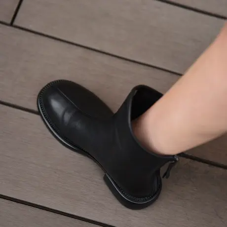 Artmu阿木经典百搭棕色靴子2023新款爆款马丁靴女款显瘦真皮短靴图片