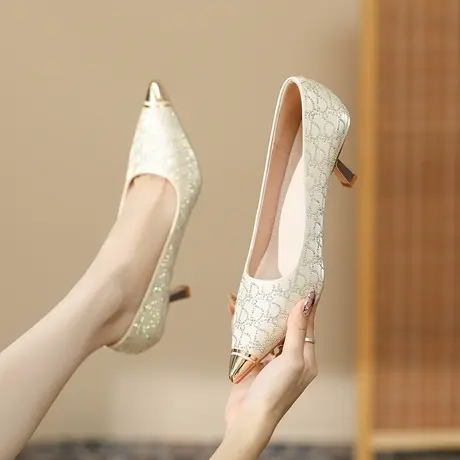 高跟鞋女2024年新款春季金属尖头浅口水钻细跟仙女风优雅中跟单鞋图片