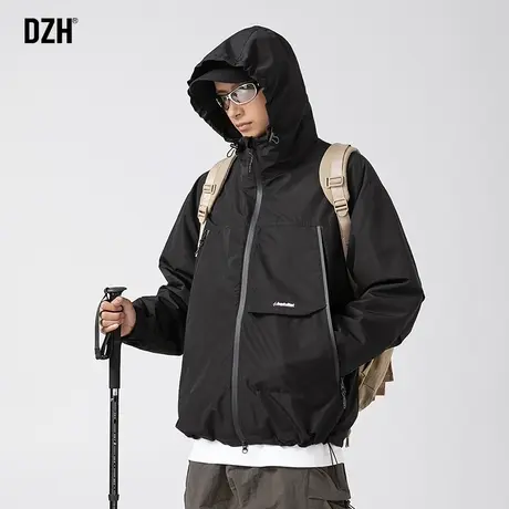 青少年黑色三防冲锋衣男款登山服工装连帽外套男潮高级感2024新款商品大图