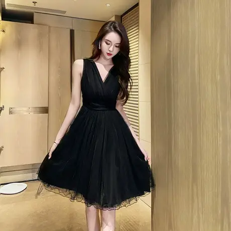 日常款聚会小礼服女气质短款挂脖露背小黑裙网纱蓬蓬连衣裙小个子商品大图
